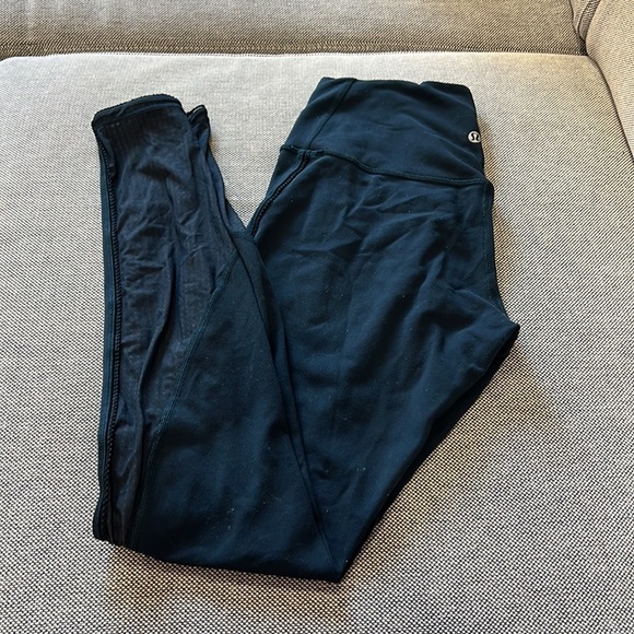 Lululemon Leggings High Rise Mesh Accent - Picture 2 of 7